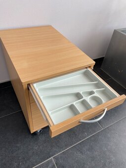 Kancelářský kontejner na kolečkách se šuplíky, pod stůl - 3