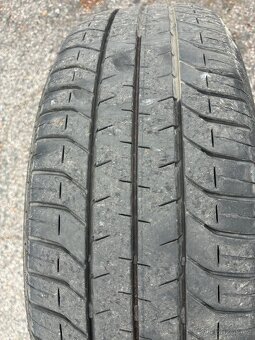 Prodám letní kola 195/65 R15 s disky – ŠKODA ORIGINÁL 🛞 - 3