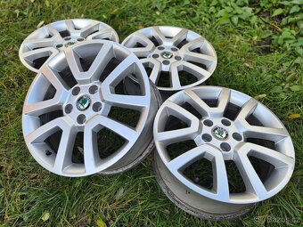 Sada originálních Alu disků Škoda Yeti - SPITZBERG - 7x17" - 3