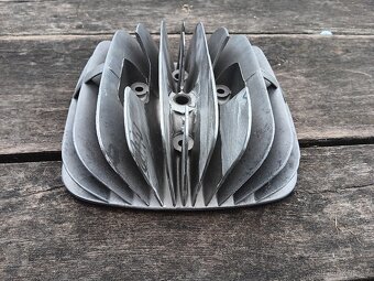 ČZ 980 hlava válce - 3