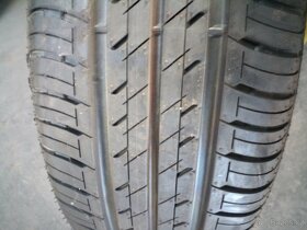 195/60/15 205/55/17 215/65/17 255/40/20 265/45/20 kusovka - 3