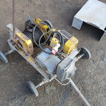 Stavební vrátek - 3