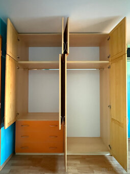 Nábytek z masivu - 3