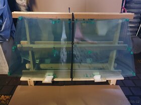 Tatra 613 čelní sklo  zelené   NOVÉ - 3