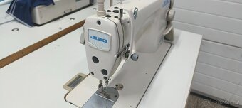 Průmyslový šicí stroj Juki DDL 8700 - 3