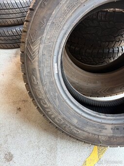 205/70R15 C - 3
