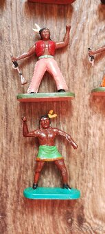 Indiáni figurky 1 z NDR - 3