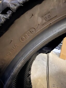 Hankook Ventus Evo K137A 235/50 R19 99V - - 3