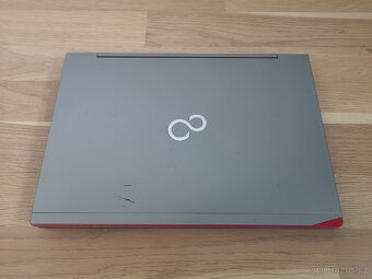 Notebook Fujitsu LifeBook U745 - 3