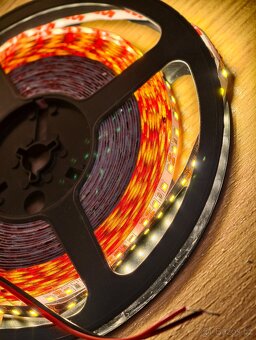 LED pásek teplá bílá 10 m – 2×5 m - 3