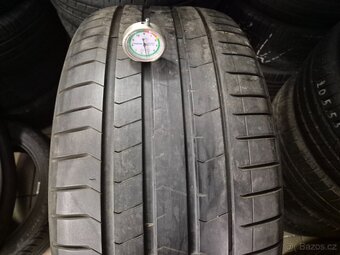 305/40 R20 PIRELLI (5+mm) č.16219/b7 - 3