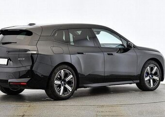 BMW iX XDRIVE 40 Připravujeme - 3