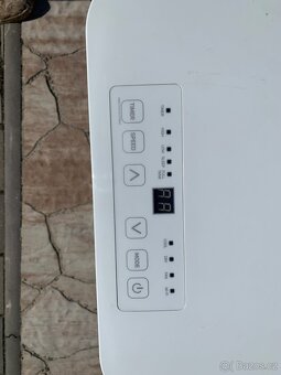 Mobilní klimatizace - téměř nová - 3