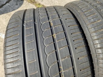 295/35ZR18 99Y Pirelli P Zero Rosso - 3