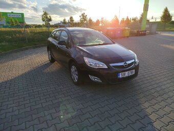 Opel Astra J ST 1.7 CDTI 92kW - 3
