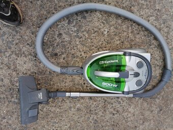 Bezsáčkový vysavač Sencor 800 Wattů - 3