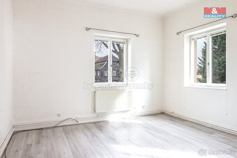 Prodej bytu 2+1, 66 m², Nový Bor, ul. Palackého náměstí - 3