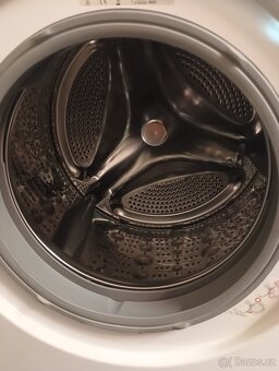 Pračka LG Direct Drive 7 KG Třída A++ - 3