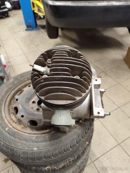 Prodám pěkný motor ČZ 175 skůtr prase - 3