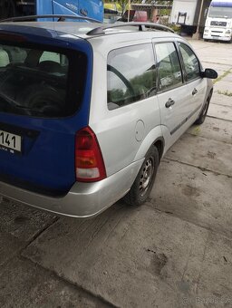Ford Focus 1.8 TDDi 66kw r.v.2000 - 3