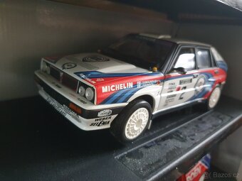 Lancia Delta hf integrale 1:18 rally martini Kankkunen - 3