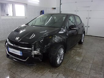Peugeot 208 1,2i 82 - 3