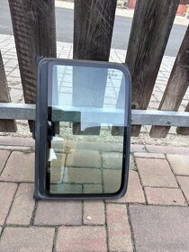 prodam prave zadni okno Caddy 2013, - 3