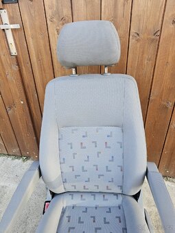 Řidičova sedačka, pilotka VW T5 T5.1 T6 - 3