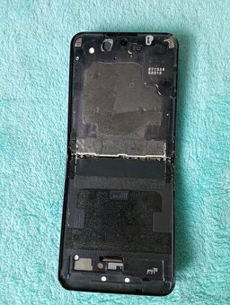 Samsung Z Clip 4, 8gb/256gb Na náhradní díly nebo opravu - 3