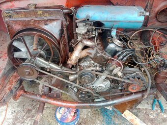 Š110r motor+převodovka - 3
