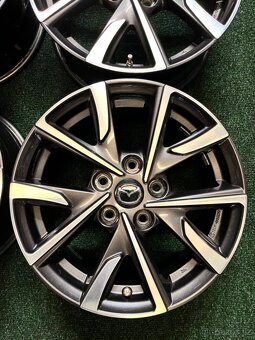 5x114,3 R16 Originál alu Mazda CX3 - 2019 - 3