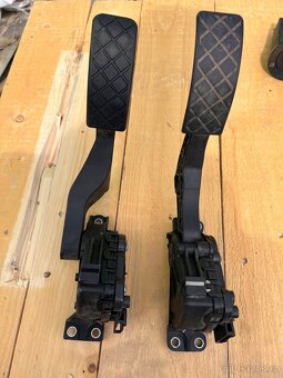 Plynový pedál Škoda, VW - 3