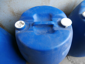 Sud, kanystr, nádoba plastová použitá za 400 kč - 3