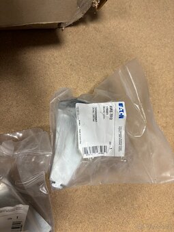 DIN hliníková lišta a pevné držáky lišty EATON - 3