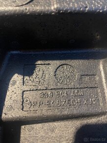 Polystyrén kufru Passat 3G9864469 - 3