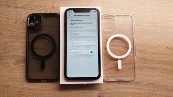 IPhone 11 64g červený - 3