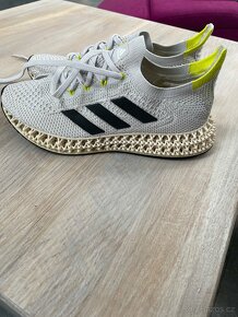 Adidas - 3