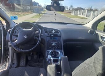 Peugeot 5008 1.6 BlueHDi 7 míst - 3