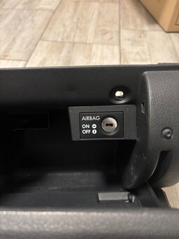 Kastlík Airbag OFF Octavia - 3