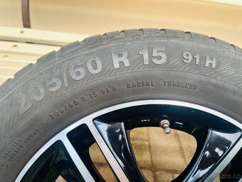 Kola Škoda Octavia 1 Barum 205/60 R15 91H + šrouby - 3