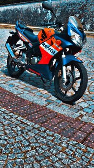 Honda cbr 125r repsol - 3