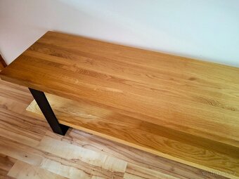 Dubový TV stůl - 3