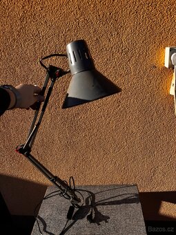 Stolní ramenná lampa - 3