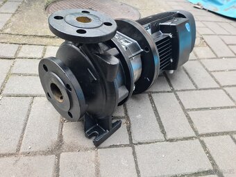 Motor GRUNDFOS 3fáz. - 3