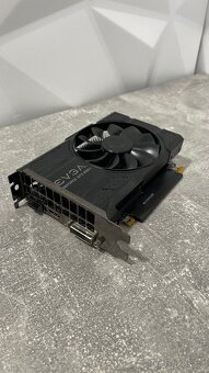 EVGA GTX 1050 TI 4GB - 3