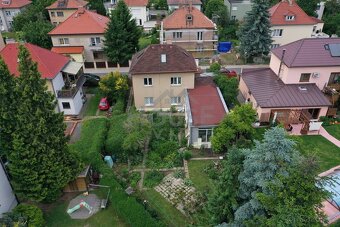 Prodej RD 215 m2 s půdním prostorem a zahradou 456 m2, Praha - 3