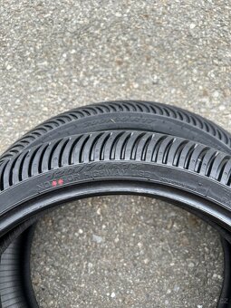 Pirelli Diablo Rain SCR1 120/70 a 200/60 - 3