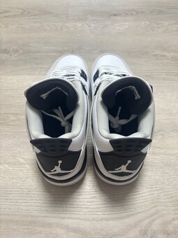 J4 Military Black - 3