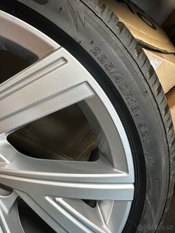 5x112 R18 7,5J ET51 VW Bergamo + 225/40 R18 Bridgestone - 3