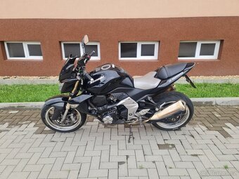 Kawasaki Z1000 - 3